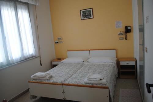 Фото Hotel Pigalle