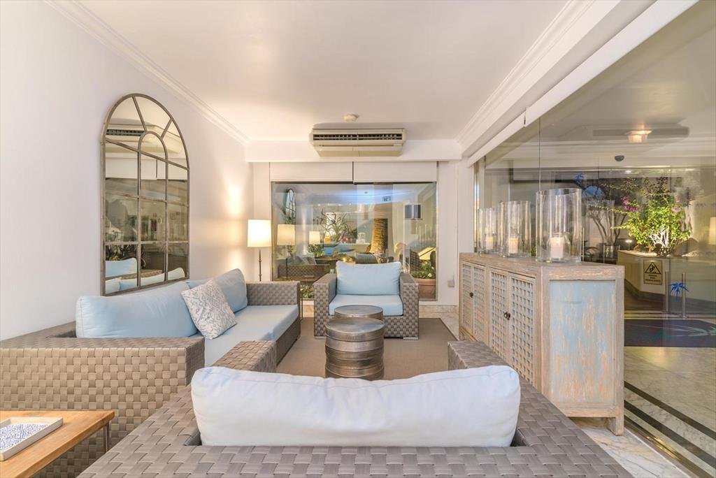 Фото Apartamentos Parque Tropical