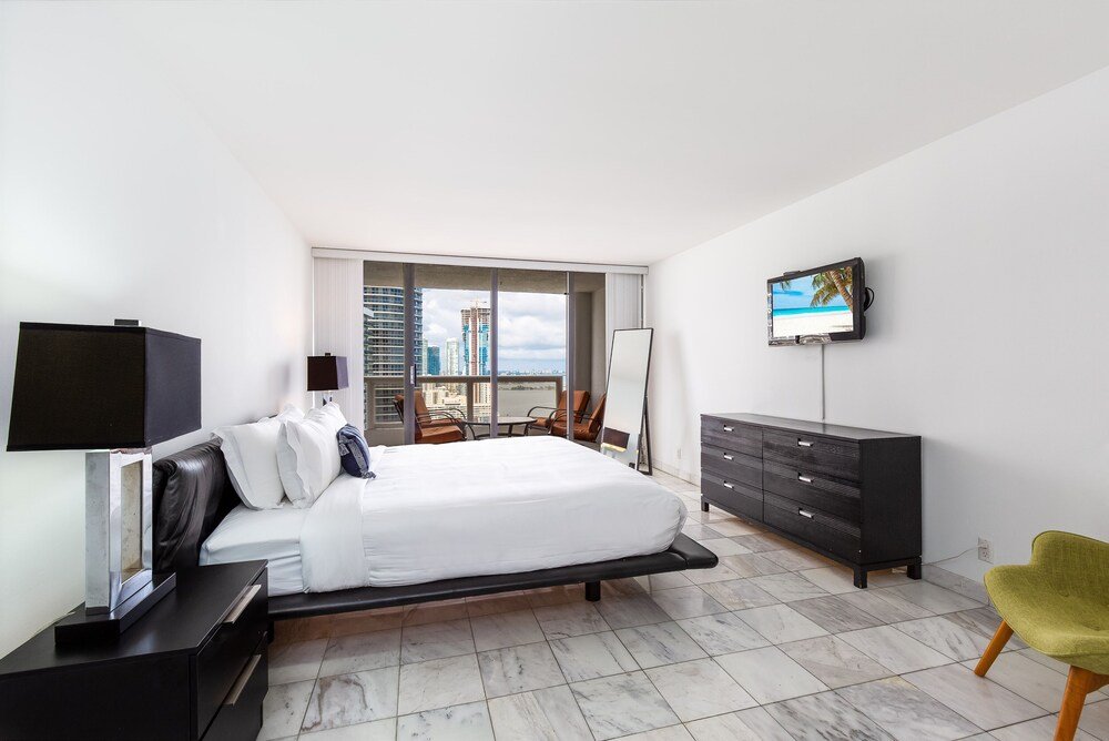 Фото Stunning Balcony Views 3 Bedroom