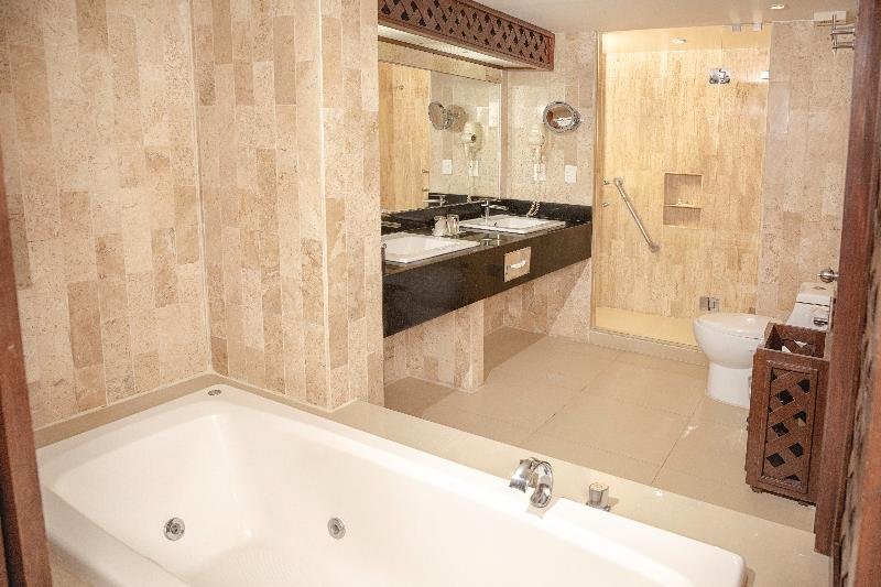 Фото Hotel Plaza Kokai