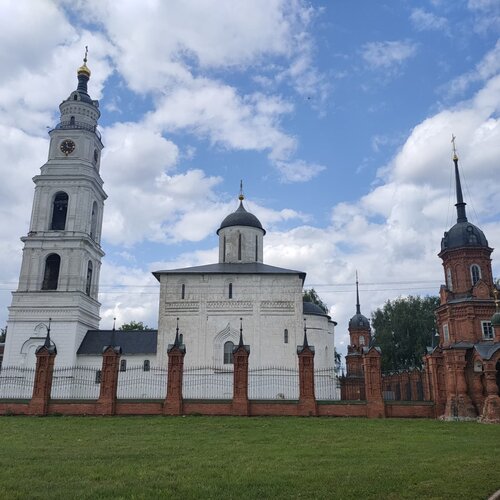 File:Вид на Волоколамский Кремль.jpg - Wikimedia Commons