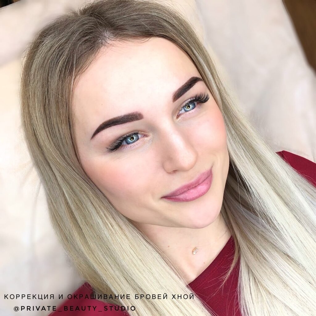 شريط حاجب العين Салон Карины Александровой ، فورونيج، صورة