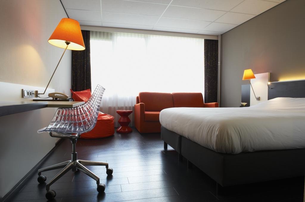 Фото Postillion Hotel Utrecht Bunnik