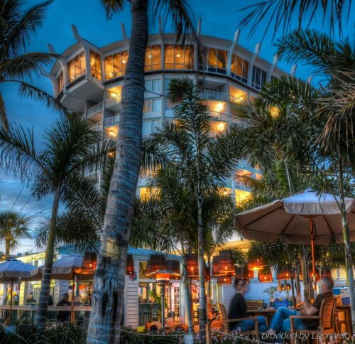 Гостиница Grand Plaza Hotel St. Pete Beach в Сент-Питерсберге