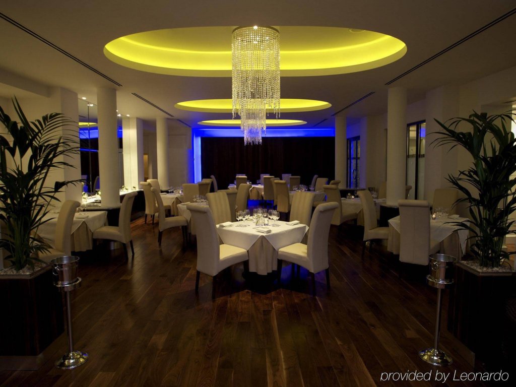 Фото The Manor House At Celtic Manor