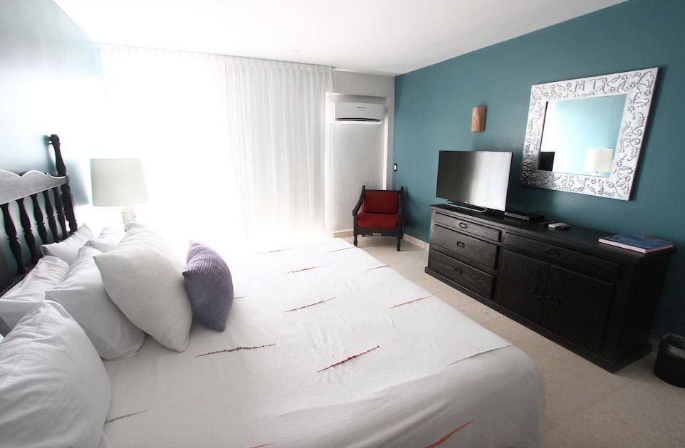 Фото Hotel Montetaxco