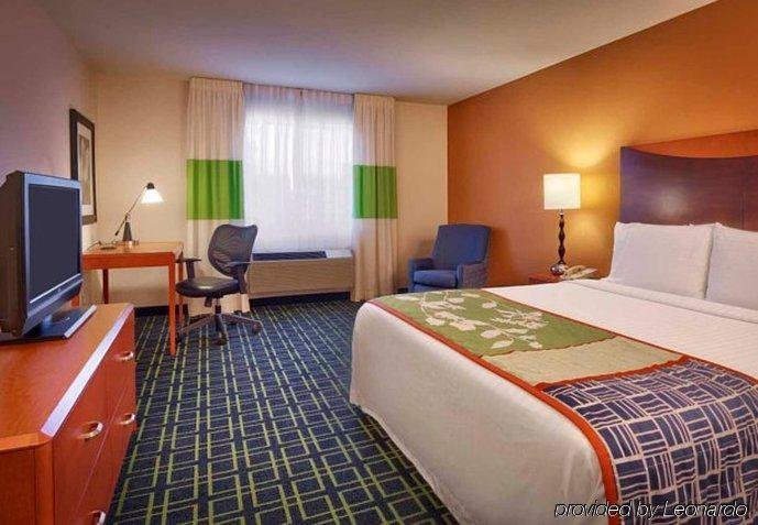 Фото Fairfield Inn & Suites by Marriott Albuquerque Airport