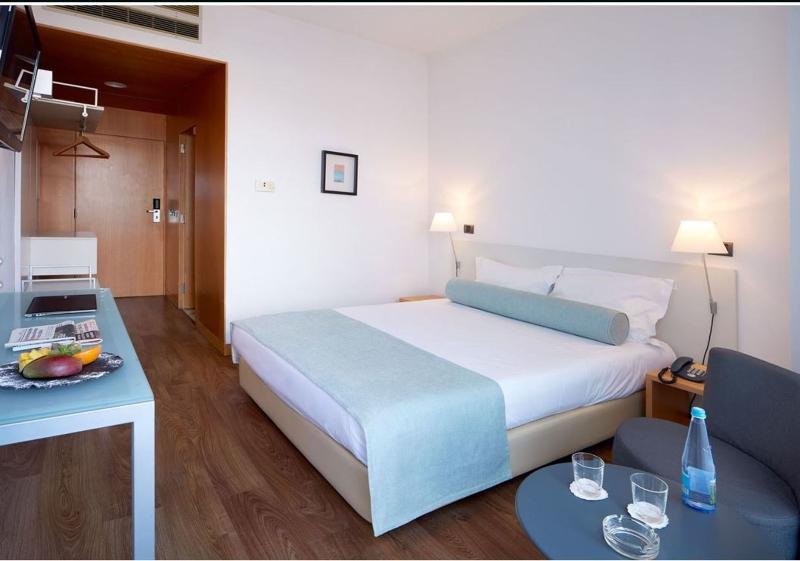 Фото Occidental Faro