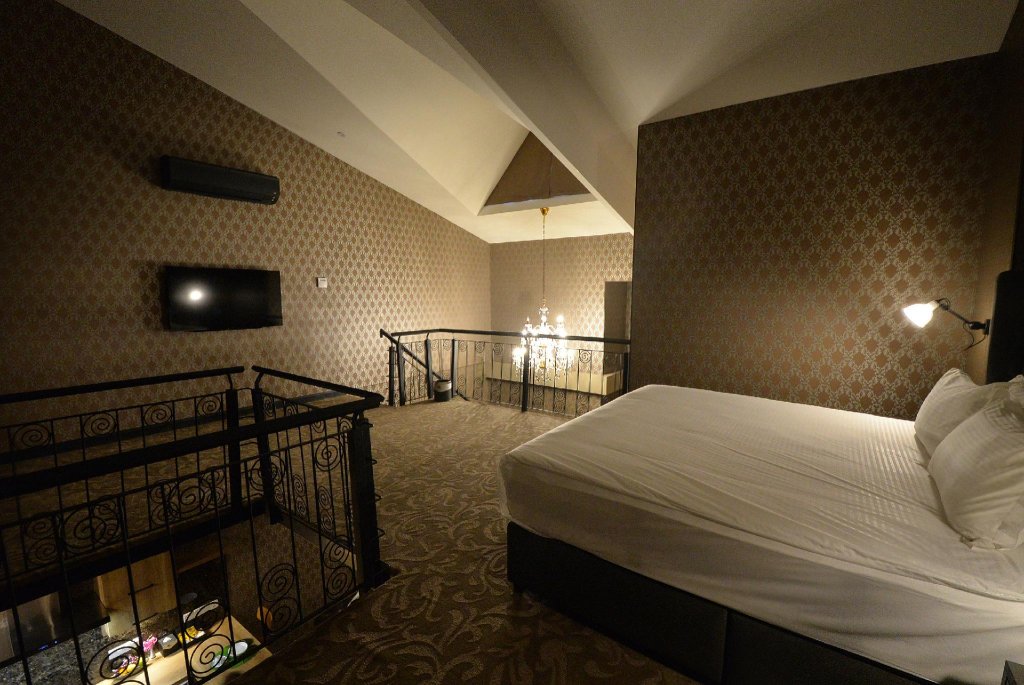 Фото 1969 Business Suites