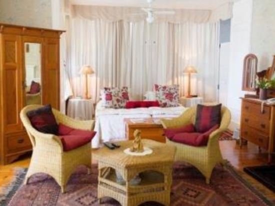 Фото Adley House Guesthouse