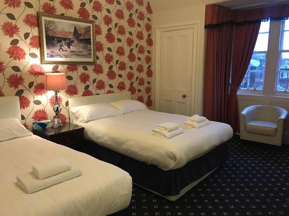 Фото The Alexander Guest House