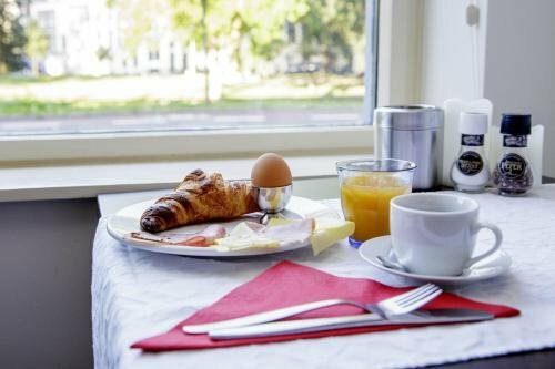 Внешний вид отеля City Center Lodge Utrecht в Утрехте, фото 5