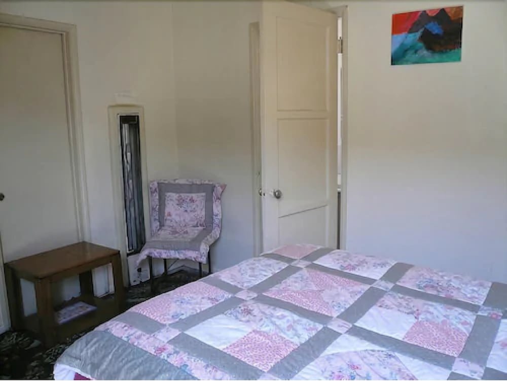 Фото Pavilions Motel