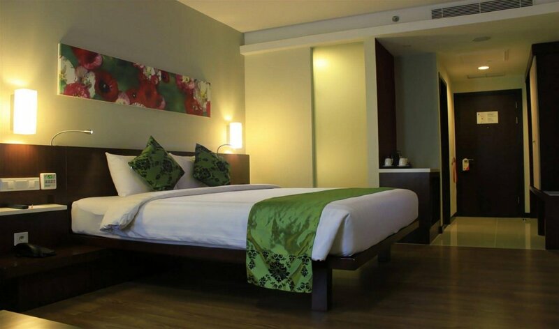 Гостиница M-Regency Hotel Makassar в Макасаре