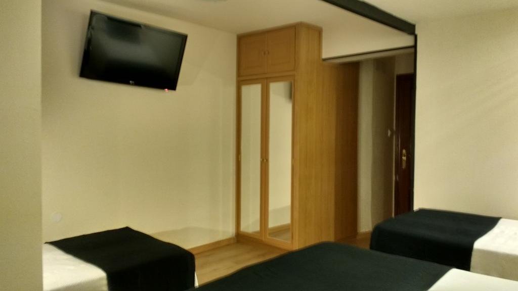 Фото Hostal Mara