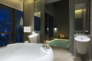 Гостиница The Westin Chongqing Liberation Square