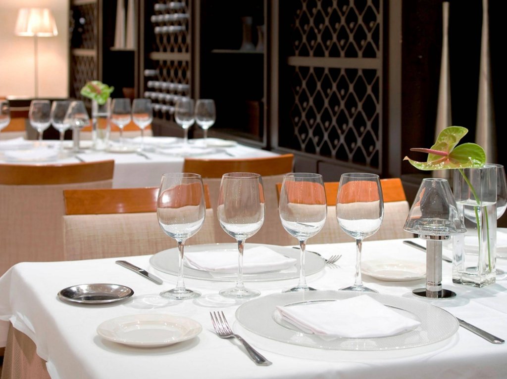 Фото Nh Barcelona Stadium