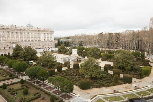 Хостел Hostal Central Palace Madrid в Мадриде