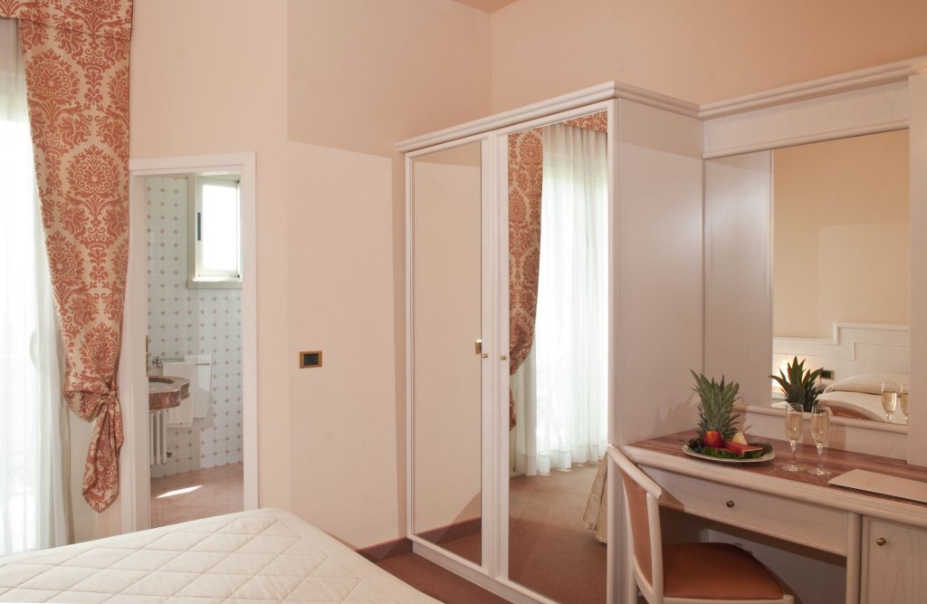 Фото Hotel Aurelia