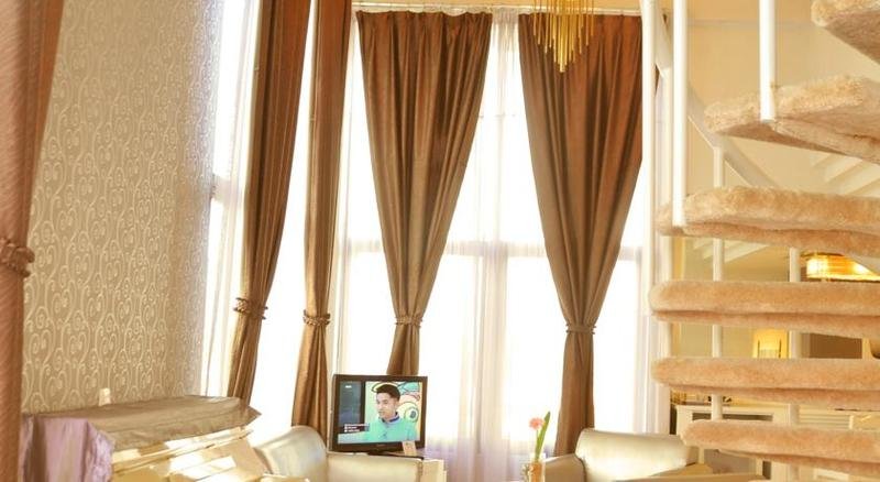 Фото Tychi Hotel