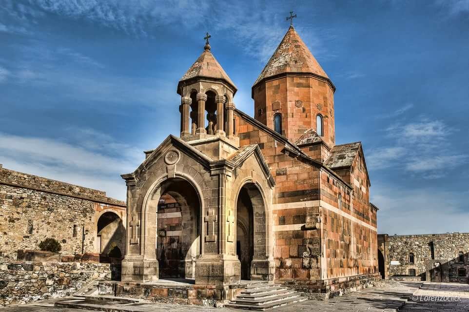 Armenian monastery Khor Virap monastery, Ararat, photo