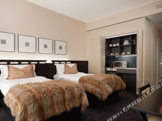 Фото The Resident Soho