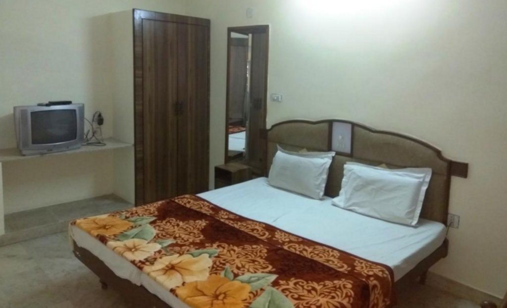 Фото Hotel Vinayakam