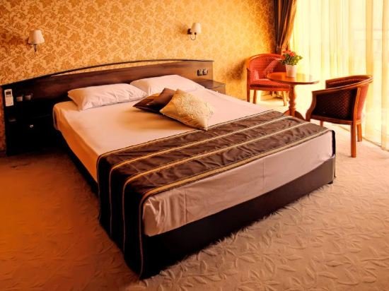 Фото Park Hotel Plovdiv