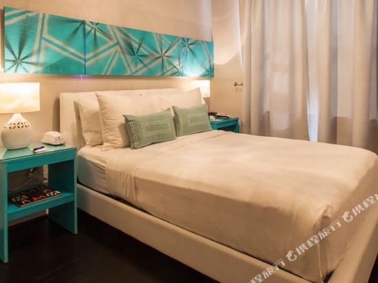 Фото Odyssey of South Beach Apart Hotel