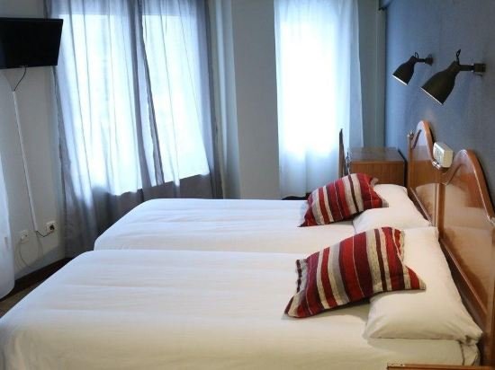 Фото Hostal Alda Palencia Plaza