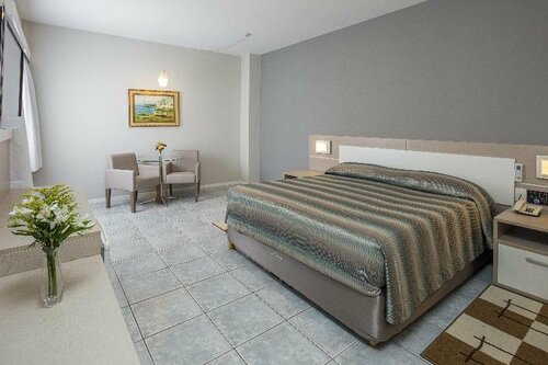Гостиница Hotel D Sintra в Балнеариу-Камбориу