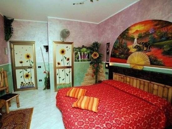 Фото Hotel Ginerva a Napoli