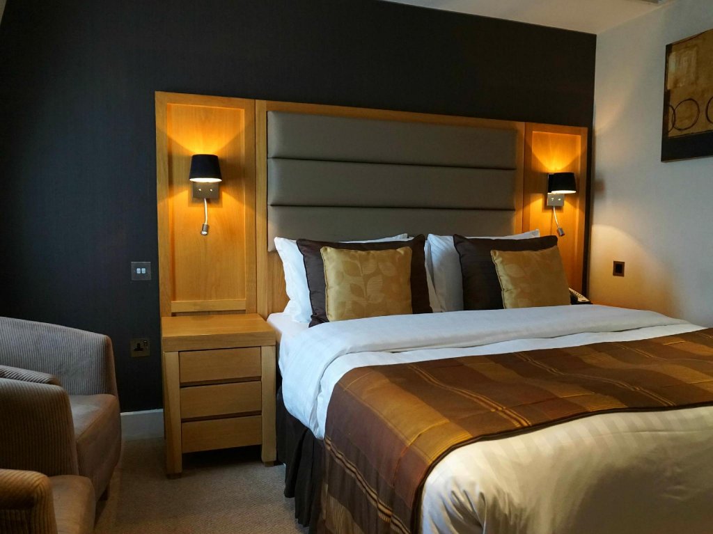 Фото Mornington London Kensington