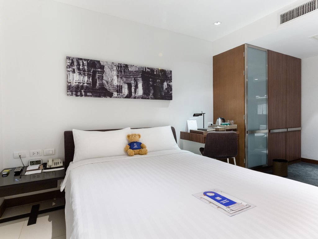 Фото S33 Compact Sukhumvit Hotel