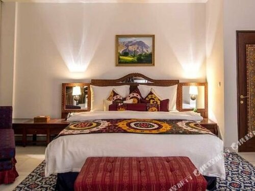 Гостиница Dushanbe Serena Hotel в Душанбе