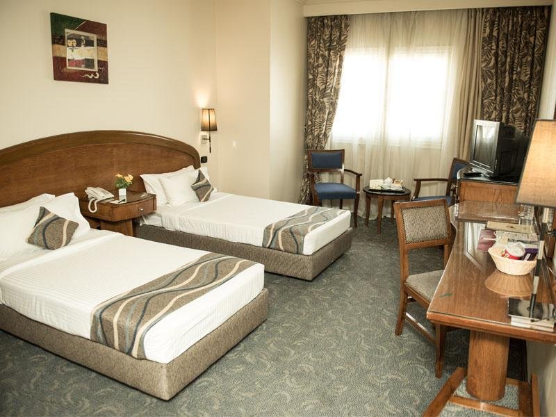 Фото Cherry Maryski Hotel