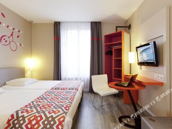 Фото Ibis Styles Dijon Central