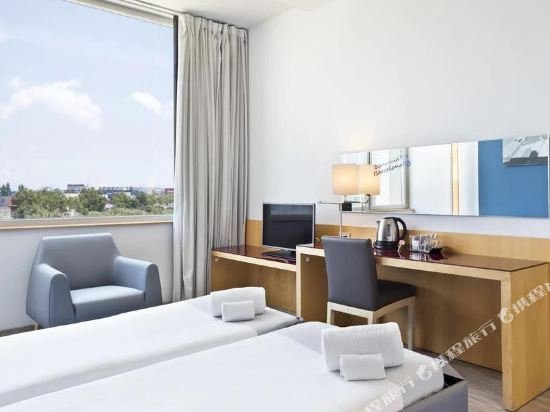 Фото INNSiDE Barcelona Aeropuerto