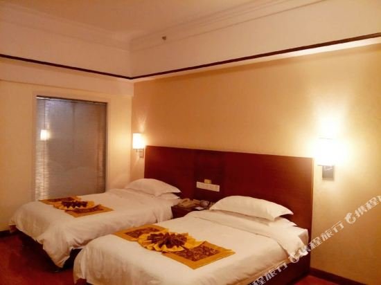 Фото Hainan Yehai Hotel