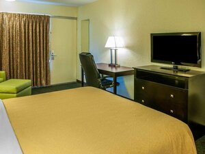 Quality Inn (Indiana, Dubois County, Huntingburg), hotel