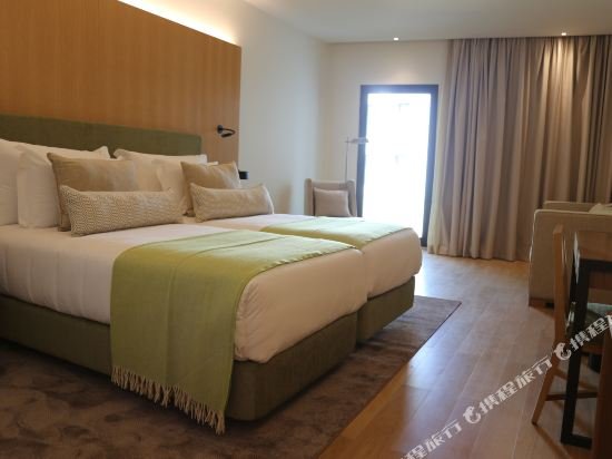 Фото Neya Porto Hotel