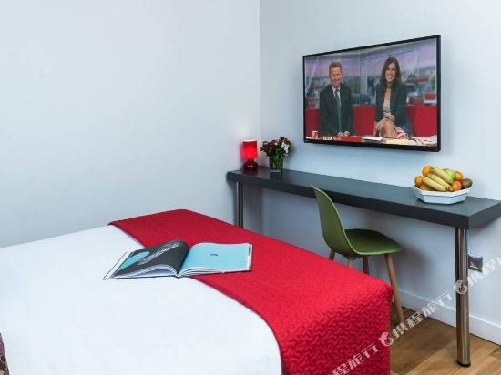 Фото Brown Seaside