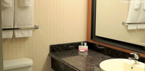 Фото Nisku Inn And Conference Centre