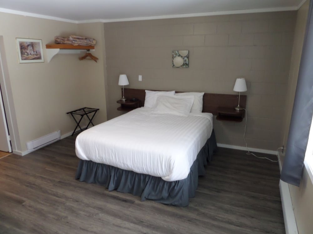 Фото Ray Lyn Motel