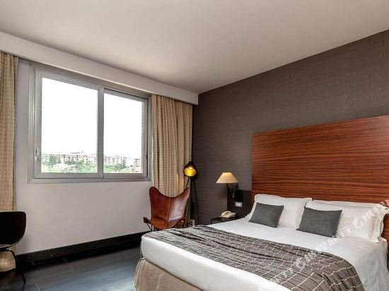 Фото La Meridiana Bleisure Hotel