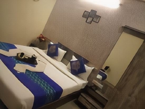 Фото Oyo 2222 Hotel Bhumi