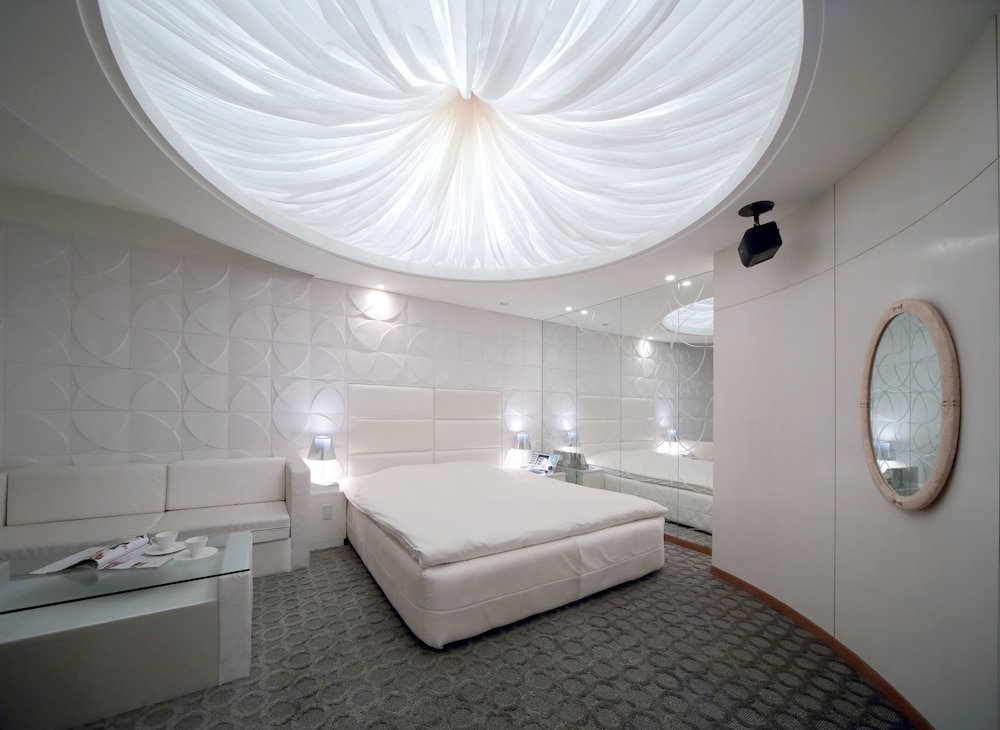 Фото Kyriad Villefranche Sur Saone