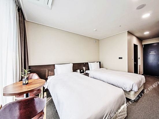 Фото Incheon Rivieraverium Hotel