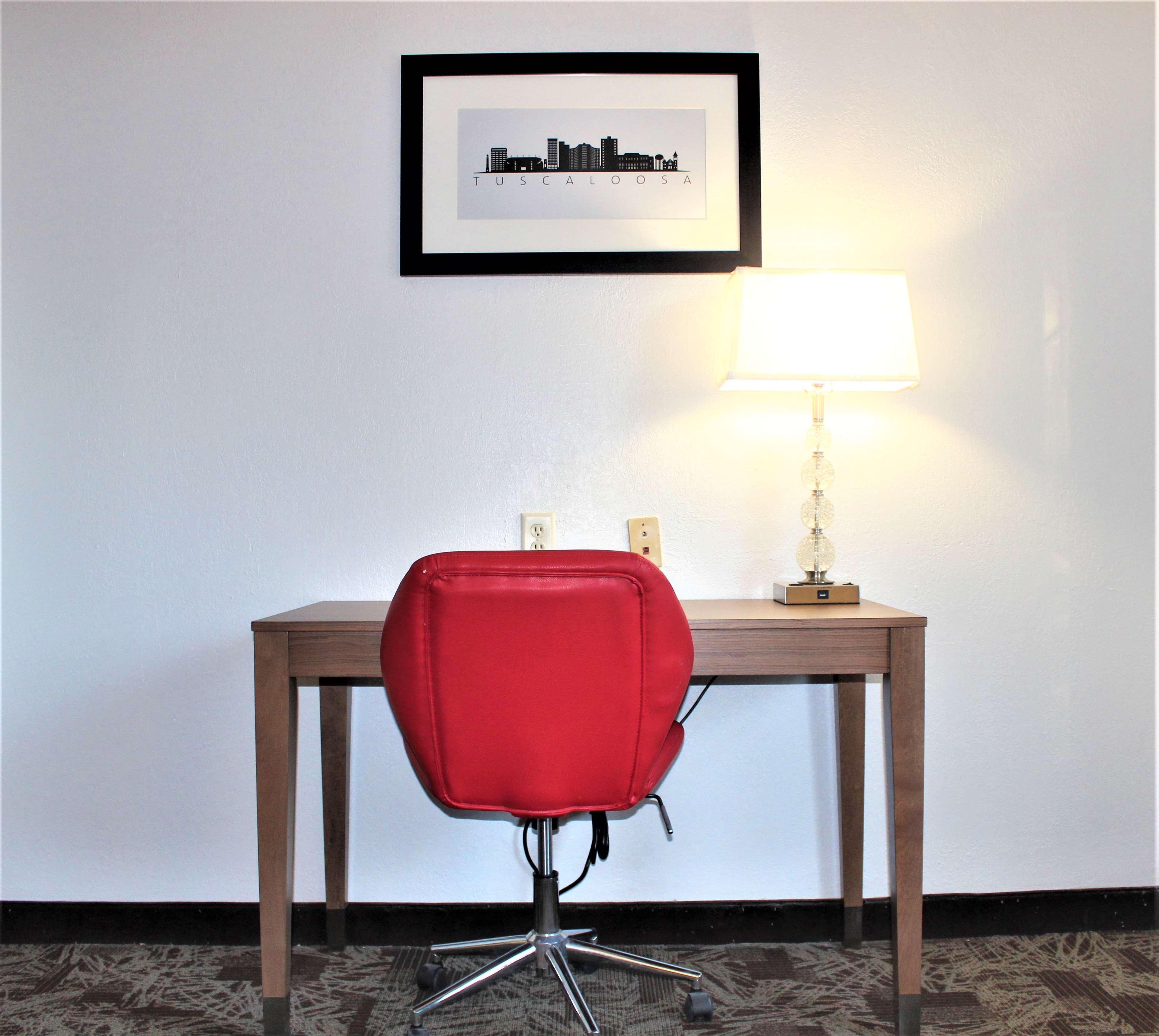 Фото SureStay Hotel by Best Western Tuscaloosa Southeast