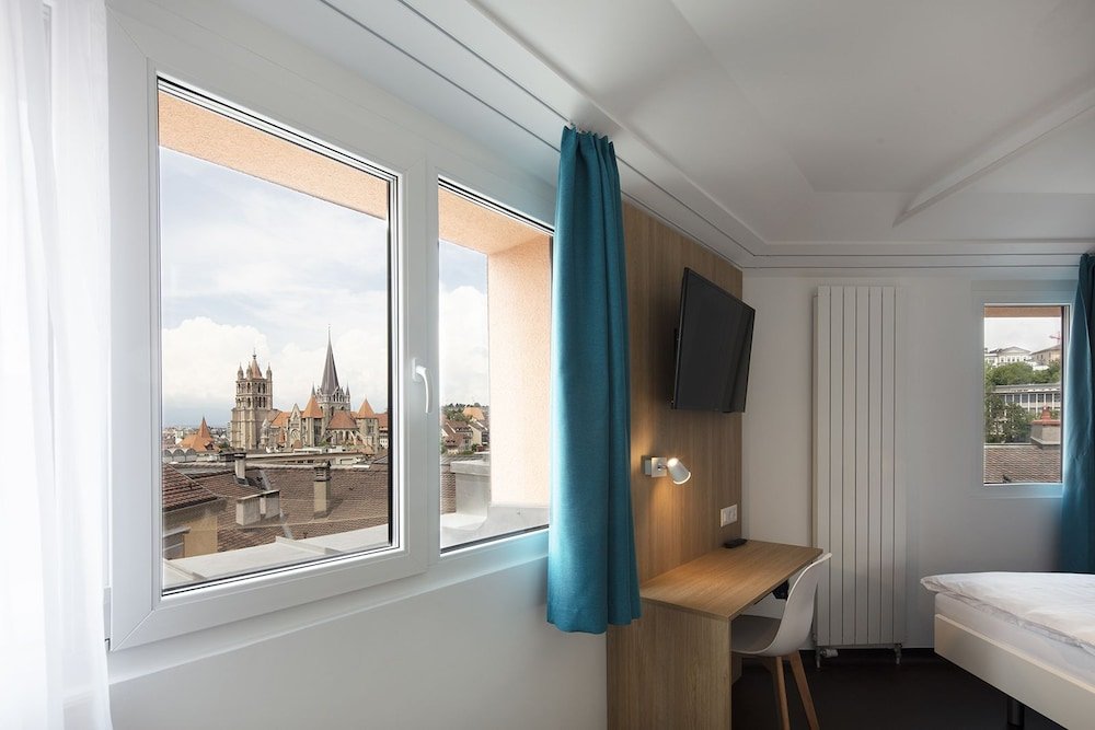 Фото Swiss Chocolate Lausanne by Fassbind